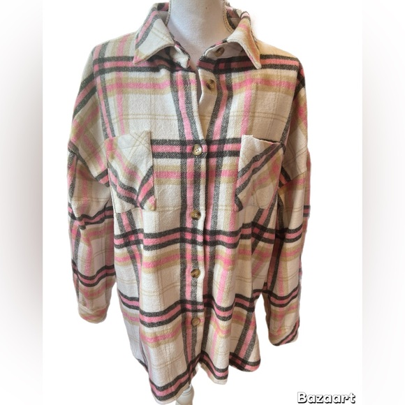 Jackets & Blazers - Pink Multicolor Plaid Flannel Button Up Top Size Large